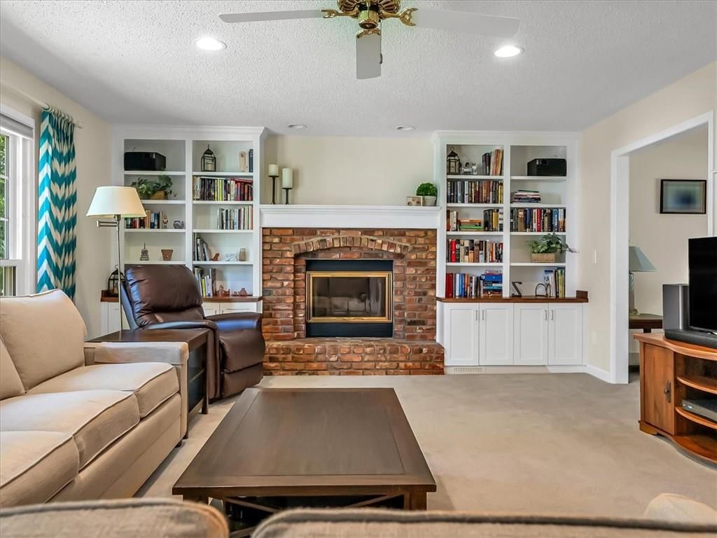 14140 W 114th Street — photo 5