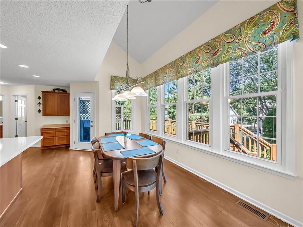 14140 W 114th Street — photo 10
