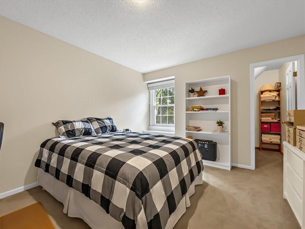 14140 W 114th Street — photo 16