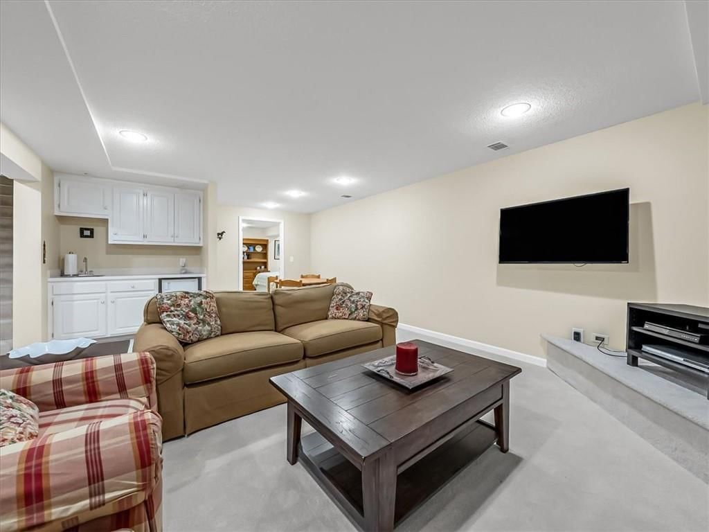 14140 W 114th Street — photo 18
