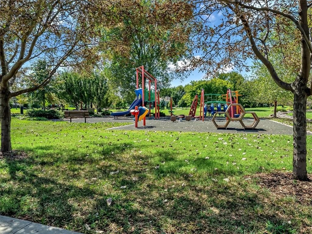 14140 W 114th Street — photo 26