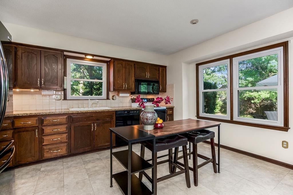 6102 Cottonwood Drive — photo 10