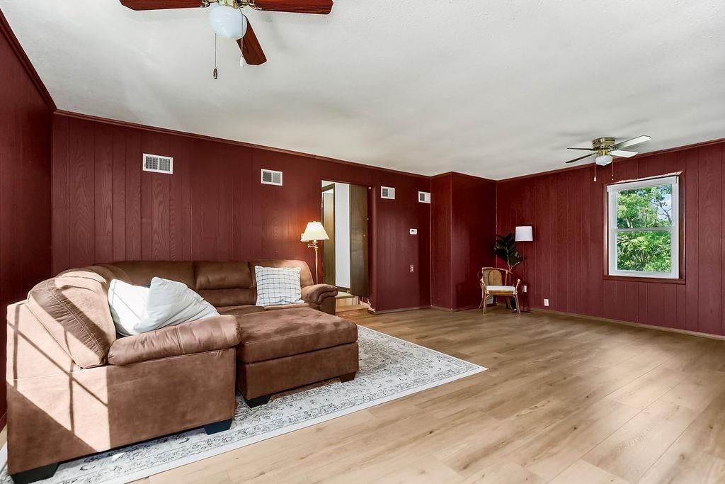 6102 Cottonwood Drive — photo 24