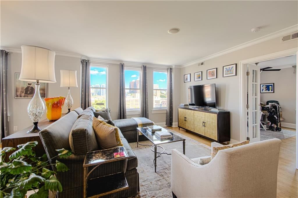 229 Ward Parkway — photo 35