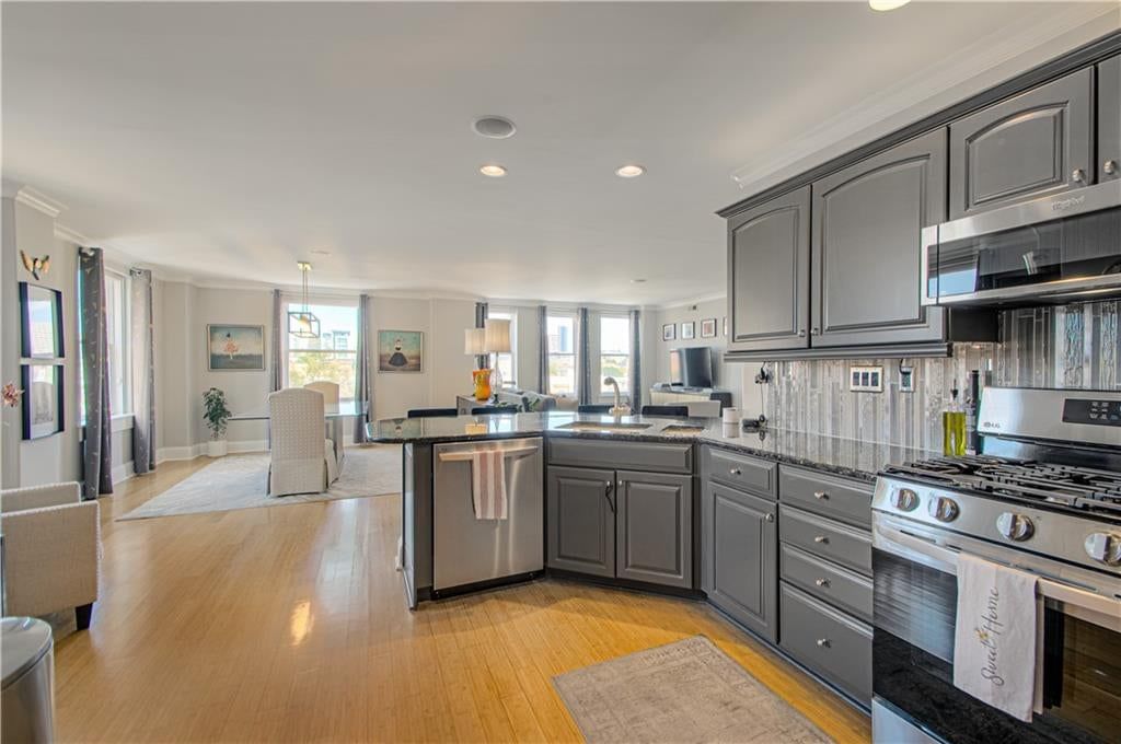 229 Ward Parkway — photo 42