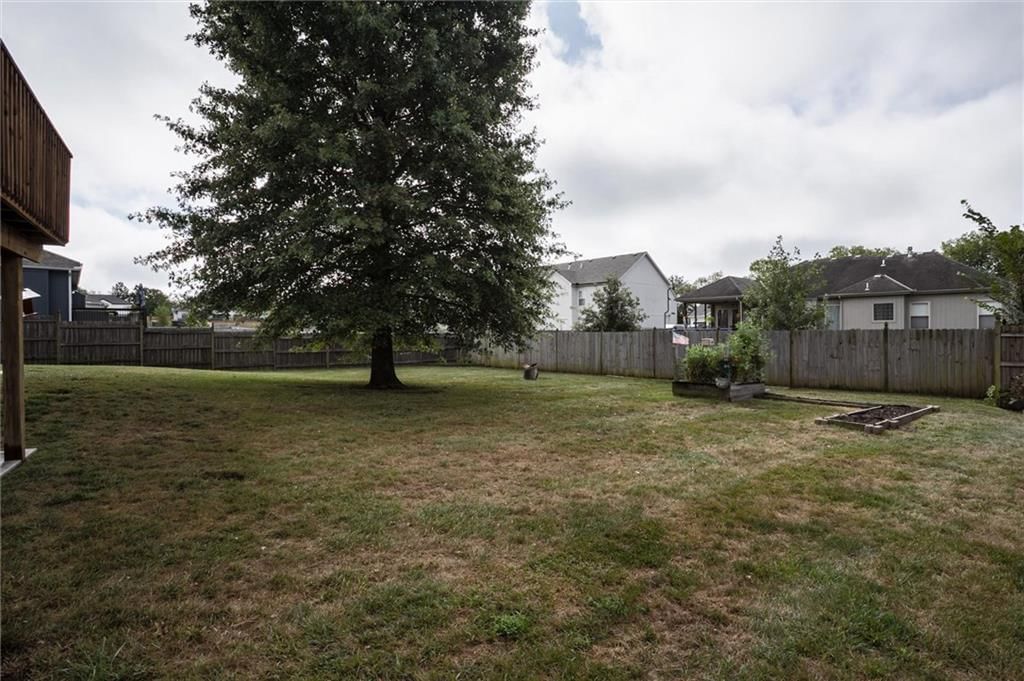 1804 WINCHESTER Drive — photo 28