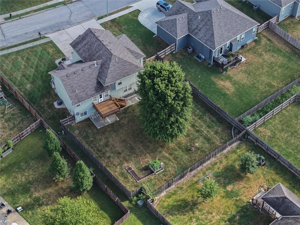 1804 WINCHESTER Drive — photo 34