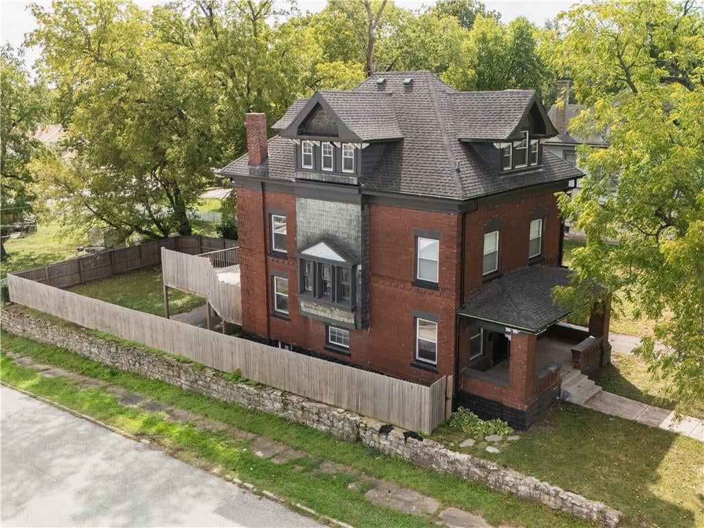 2801 Forest Avenue — photo 2