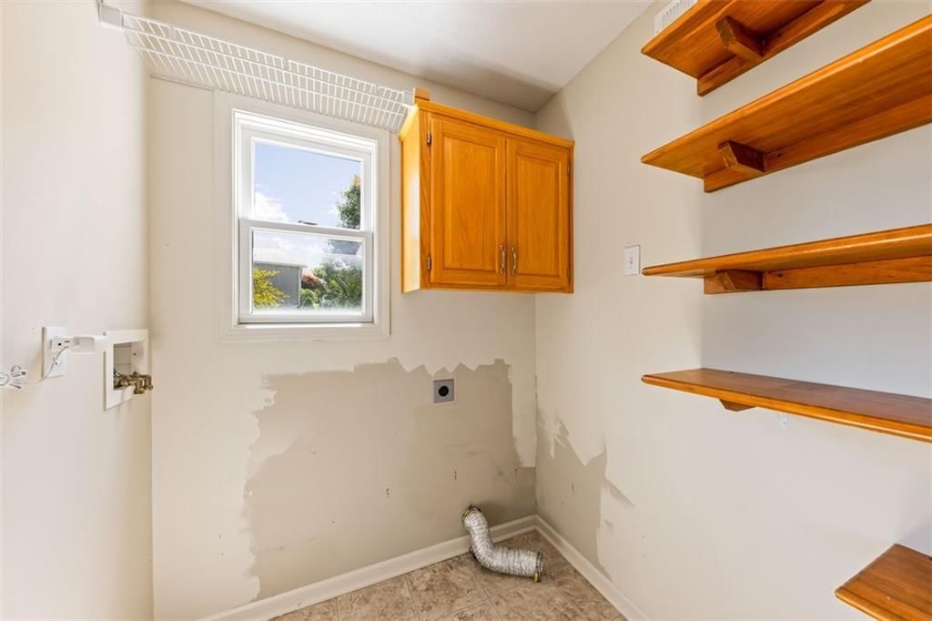 16109 Bluegrass Court — photo 32