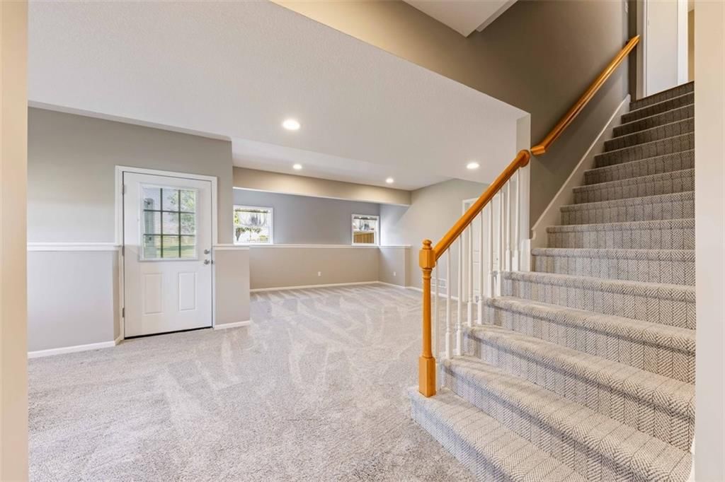 16109 Bluegrass Court — photo 33