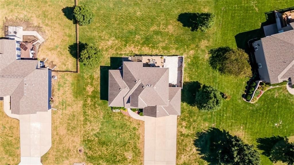 16109 Bluegrass Court — photo 41