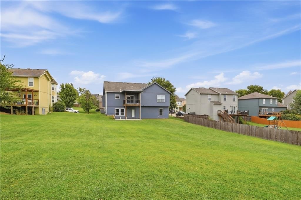 17904 Sunset Drive — photo 36