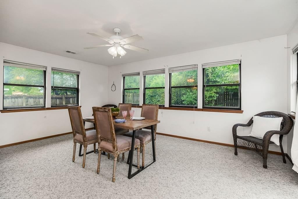 413 Sherwood Drive — photo 13
