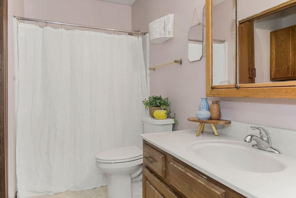 413 Sherwood Drive — photo 25
