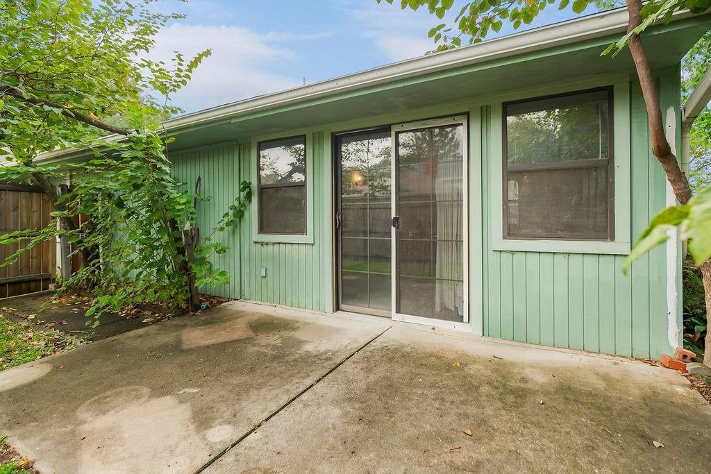 413 Sherwood Drive — photo 29