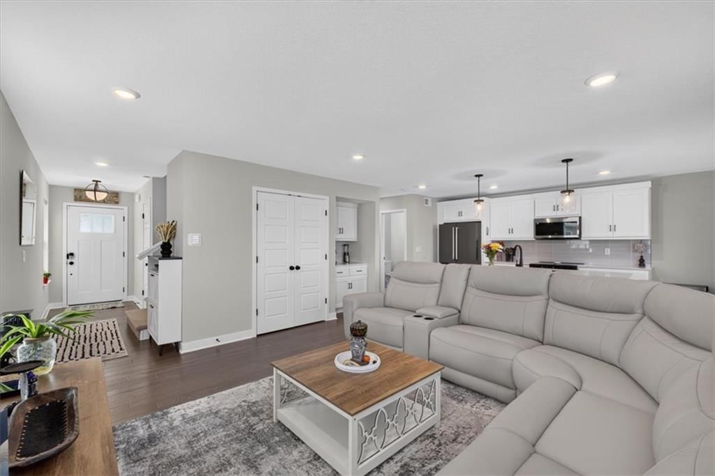 8724 SW Brickell Drive — photo 12