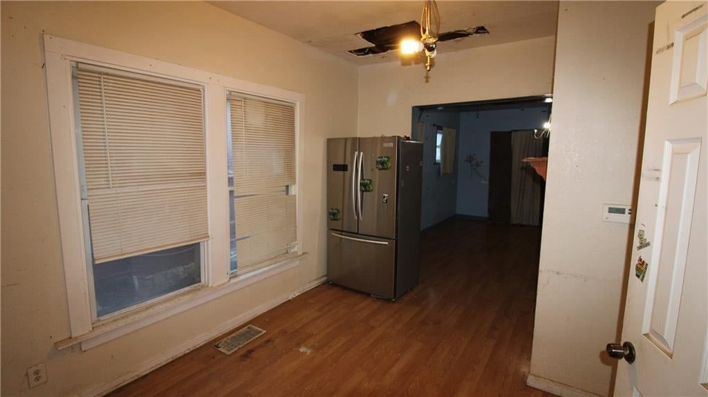 1044 Barnett Avenue — photo 15