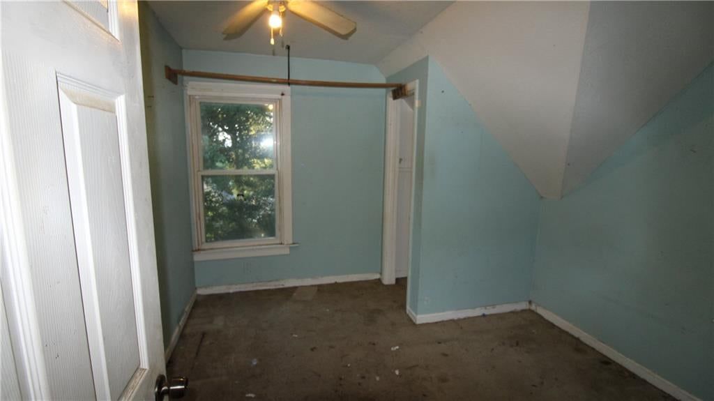 1044 Barnett Avenue — photo 25