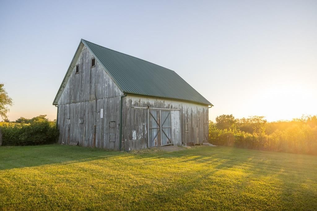 Photo 8 of 58 - 31277 East 300th Street, Ridgeway, MO 64481