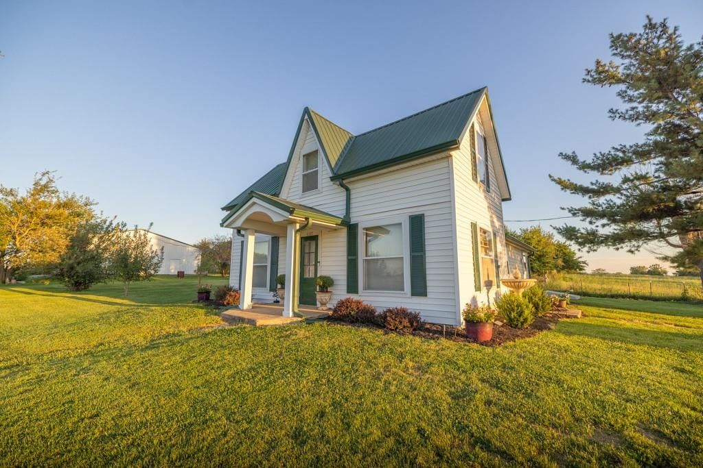 Photo 10 of 58 - 31277 East 300th Street, Ridgeway, MO 64481
