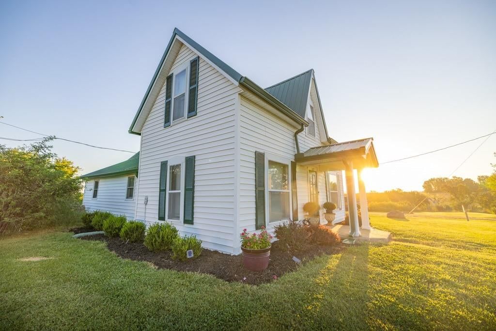 Photo 14 of 58 - 31277 East 300th Street, Ridgeway, MO 64481
