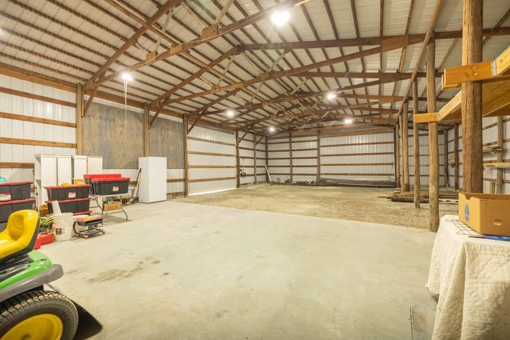 Photo 19 of 58 - 31277 East 300th Street, Ridgeway, MO 64481