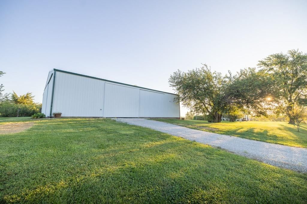 Photo 26 of 58 - 31277 East 300th Street, Ridgeway, MO 64481