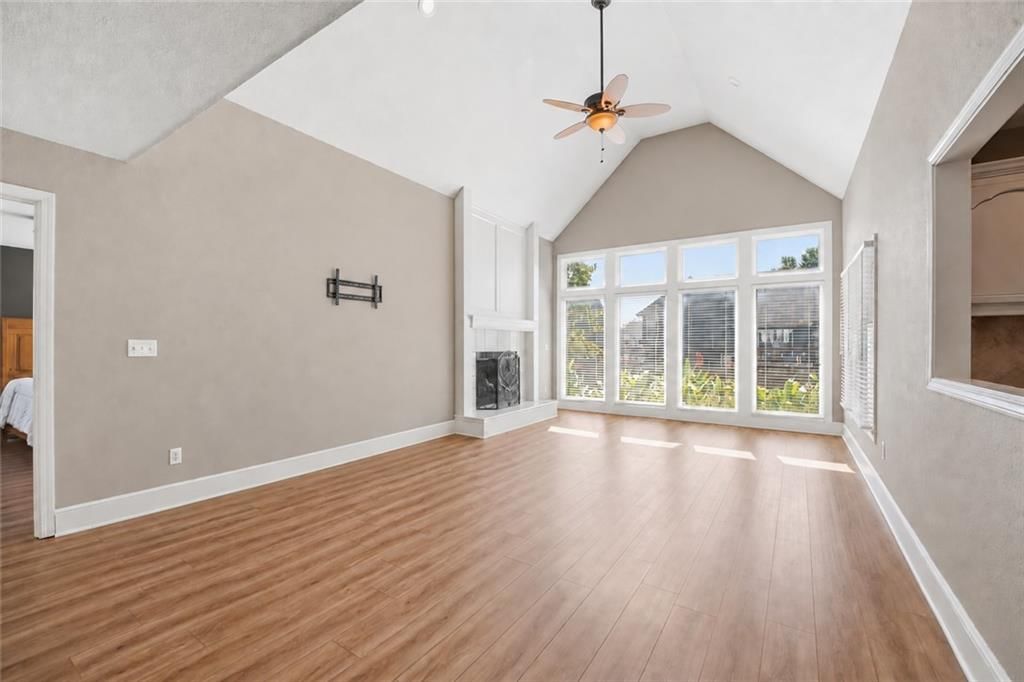 1129 SE 11th Street — photo 5