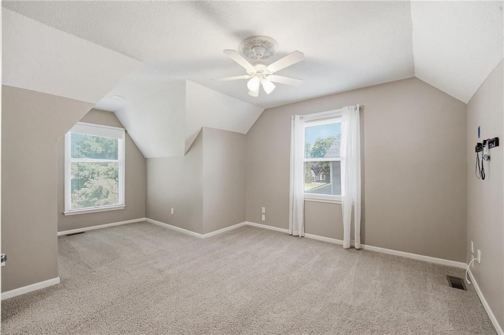 1129 SE 11th Street — photo 21