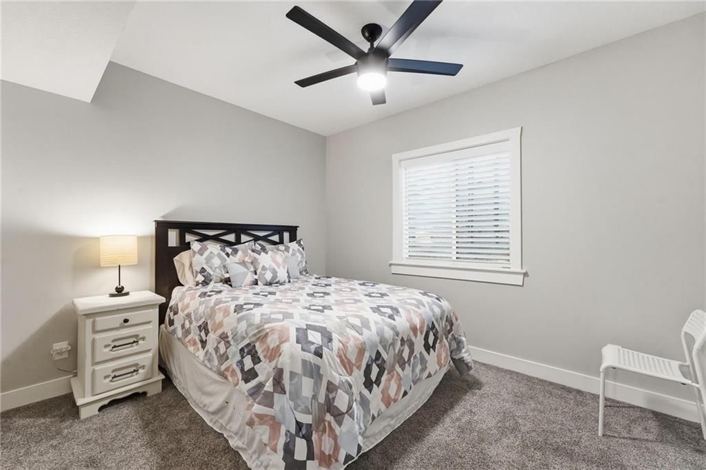 9012 N Oxford Avenue — photo 33