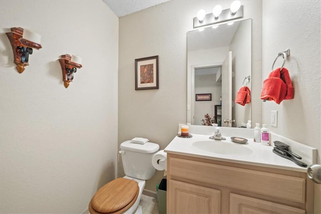 3564 NE Austin Drive — photo 16