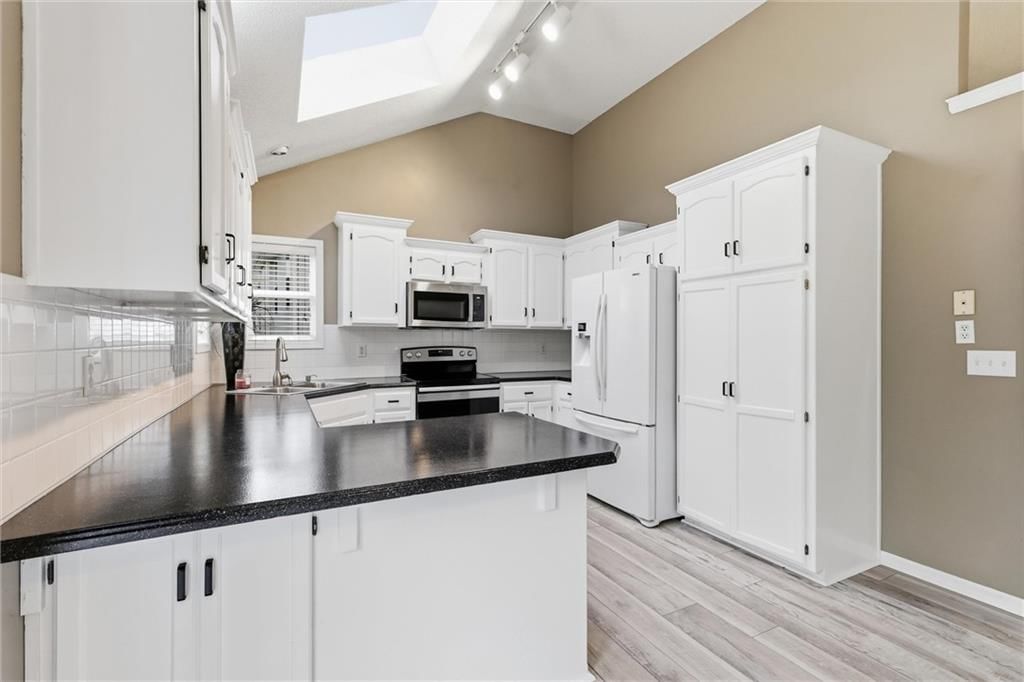 10416 NW 87th Street — photo 15
