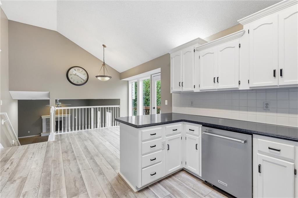 10416 NW 87th Street — photo 17