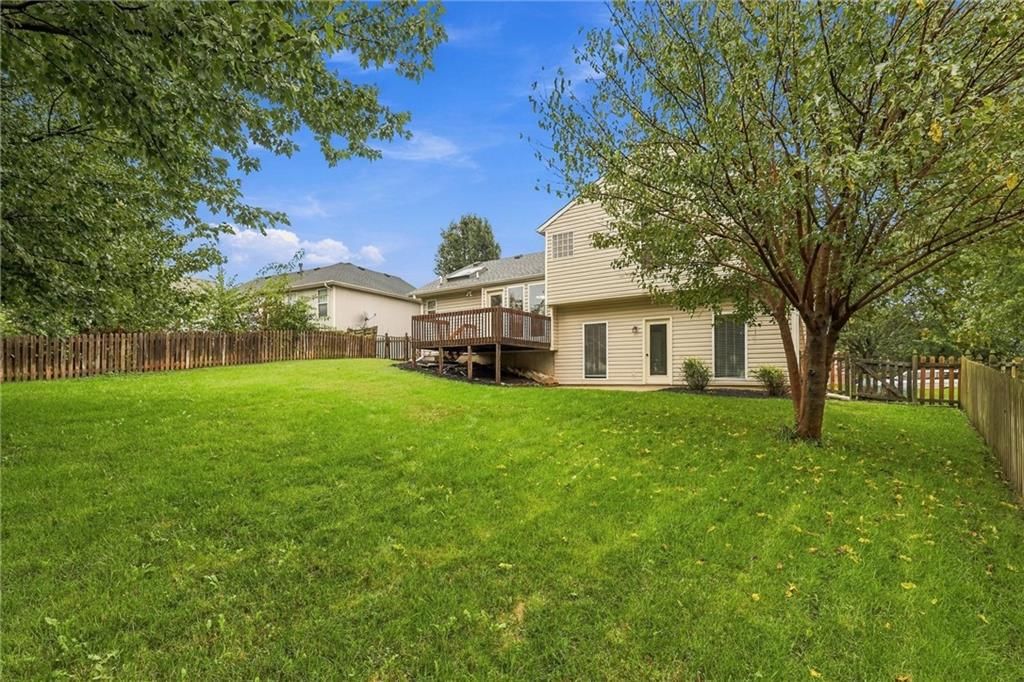 10416 NW 87th Street — photo 38