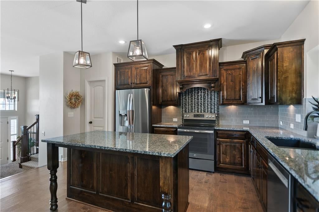 10706 N Tracy Avenue — photo 11