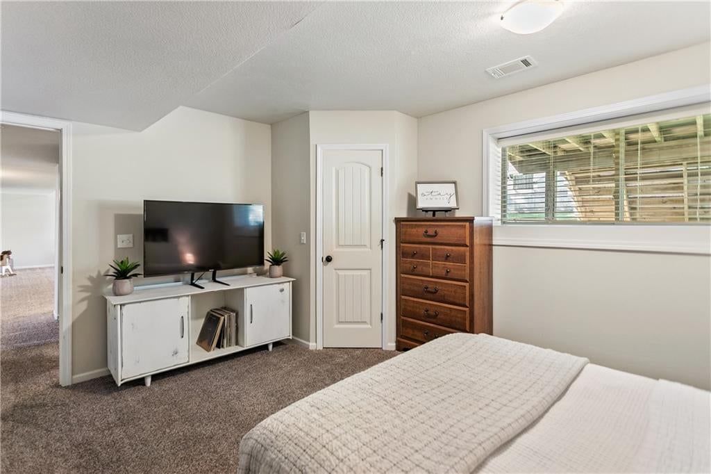 10706 N Tracy Avenue — photo 33