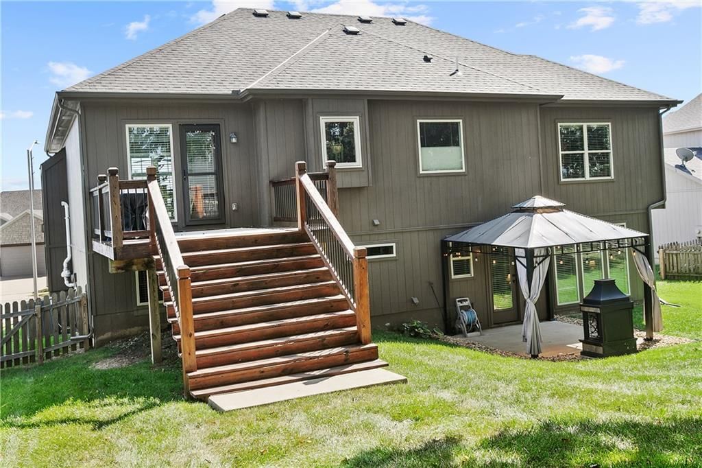 10706 N Tracy Avenue — photo 42