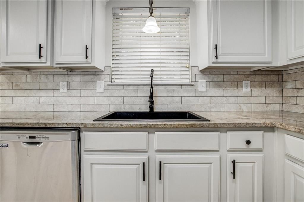 3625 NW ANCHOR Court — photo 11
