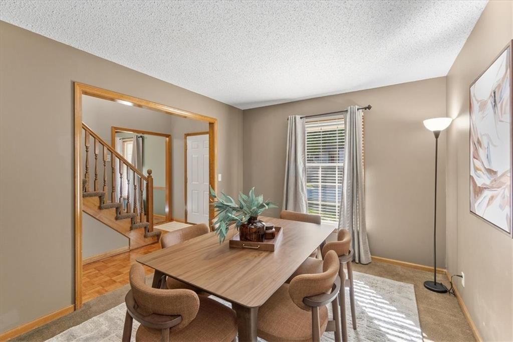 6781 Rene Street, Shawnee, KS: listing photo 3