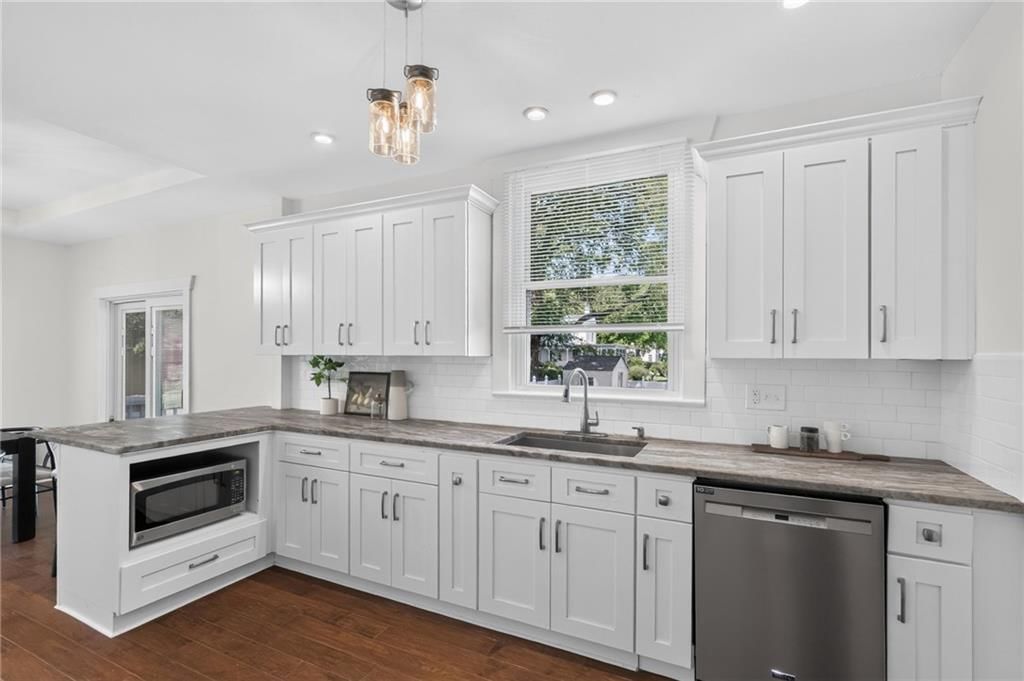 610 W Maple Avenue — photo 17