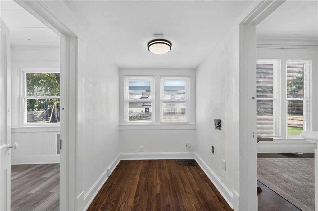 610 W Maple Avenue — photo 19
