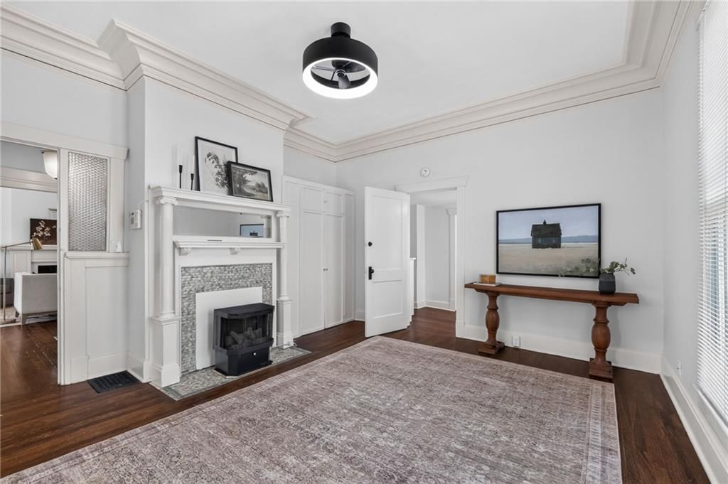 610 W Maple Avenue — photo 23