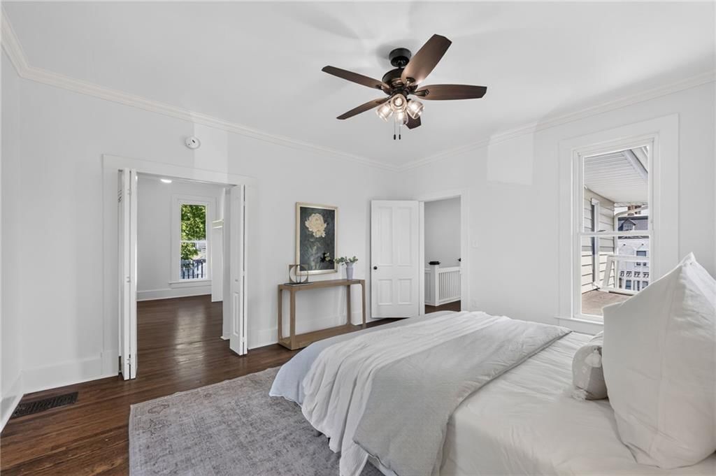 610 W Maple Avenue — photo 28