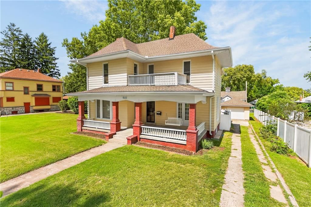 610 W Maple Avenue — photo 40