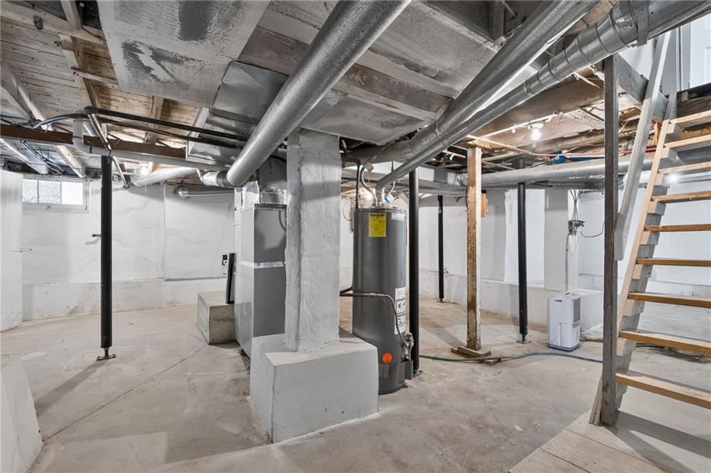 610 W Maple Avenue — photo 44