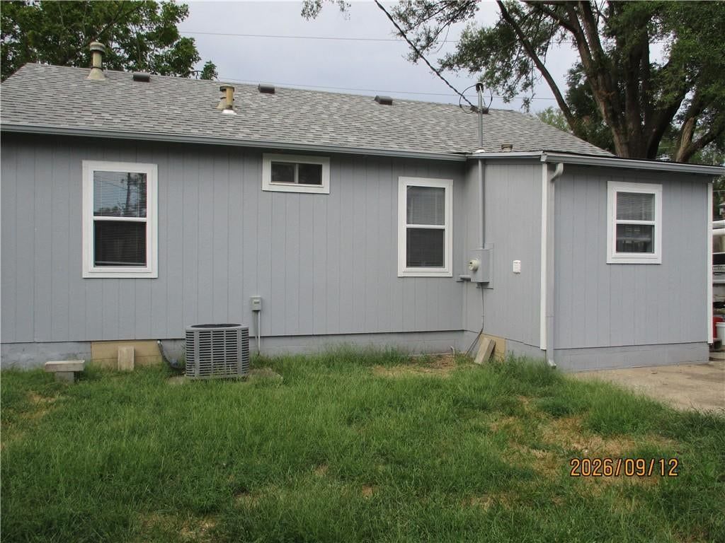 603 E Poplar Street — photo 4