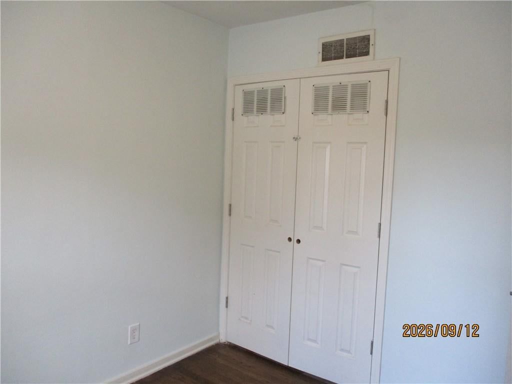 603 E Poplar Street — photo 7