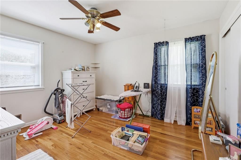 7202 Larsen Street — photo 16
