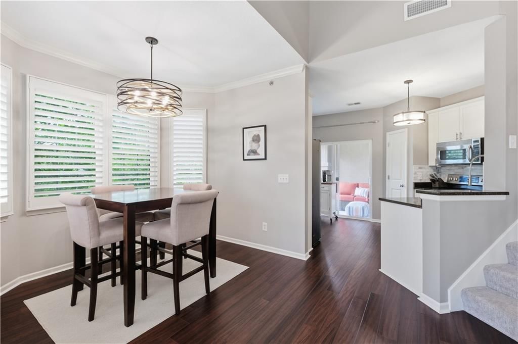 15910 Granada Street — photo 9