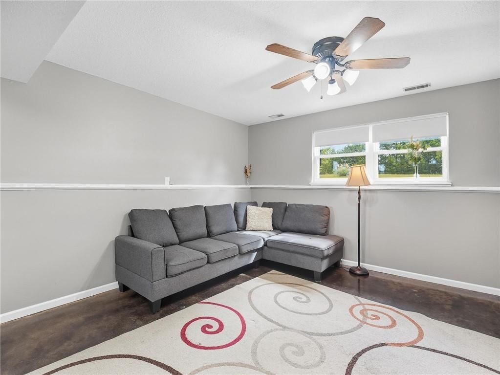20212 Golden Road — photo 30